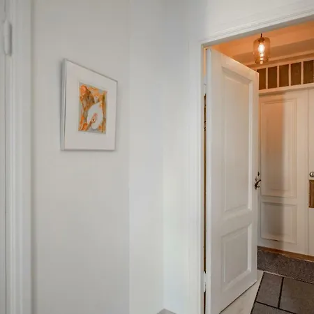 Wehost Ruusankatu 1 Helsinki
